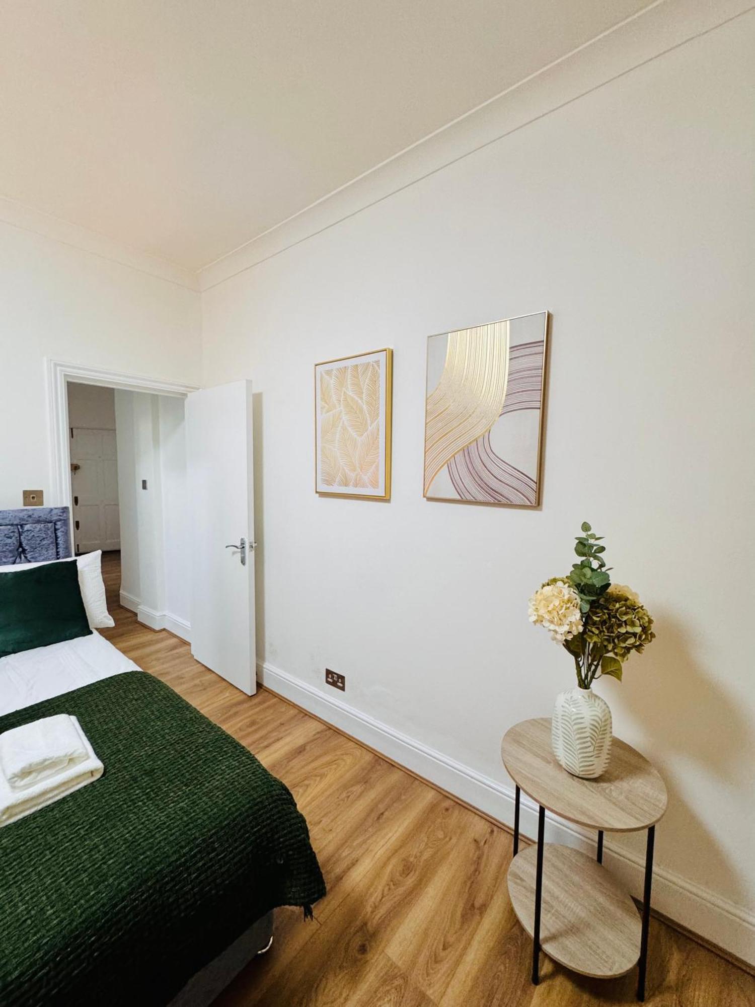 Beautiful 2Bedroom Flat In London St John מראה חיצוני תמונה