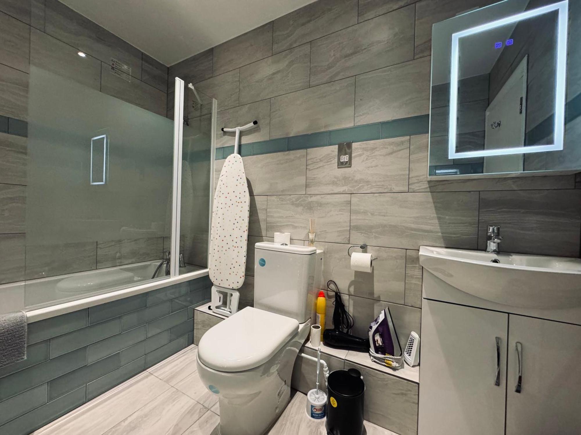 Beautiful 2Bedroom Flat In London St John מראה חיצוני תמונה