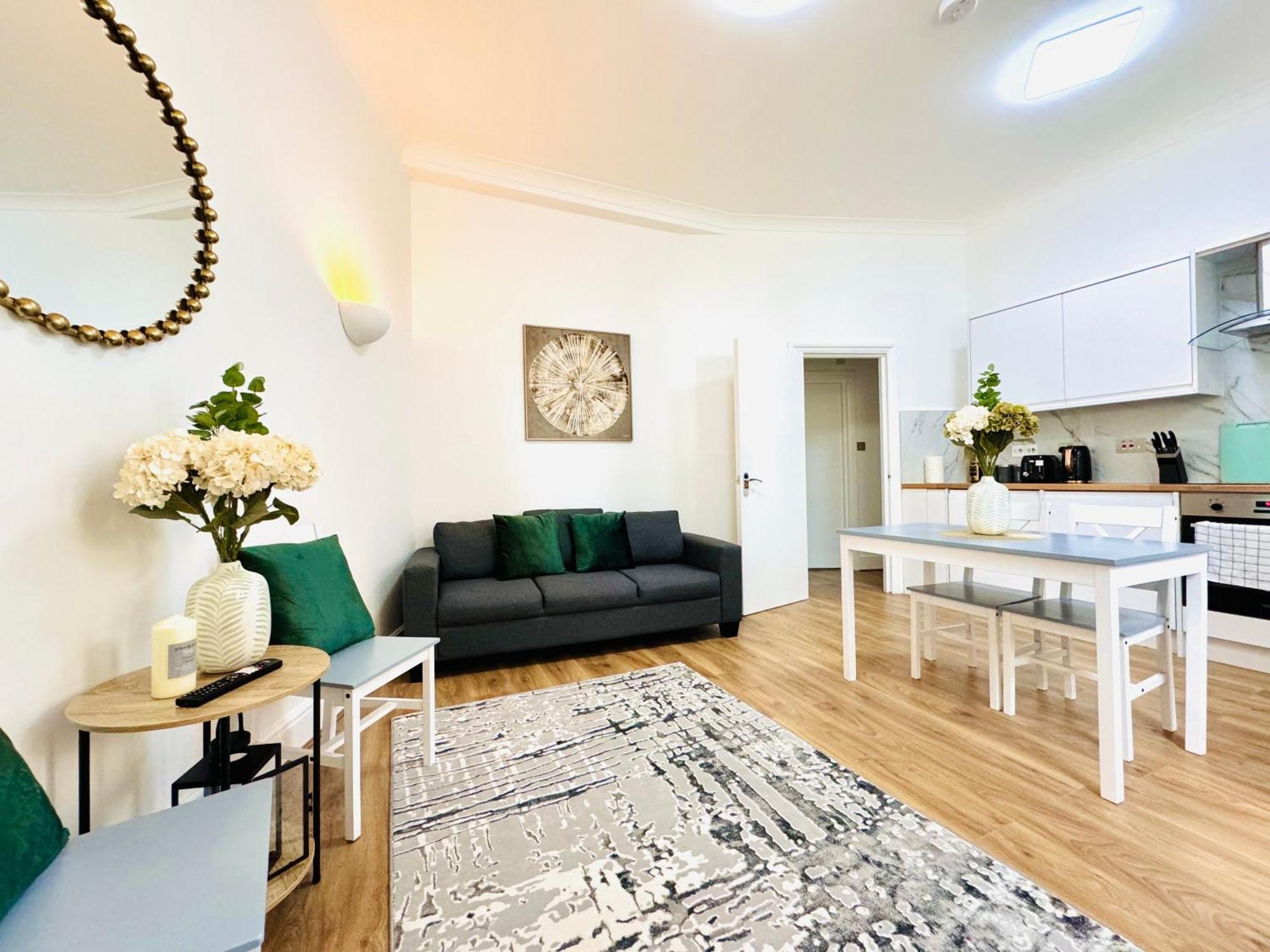 Beautiful 2Bedroom Flat In London St John מראה חיצוני תמונה